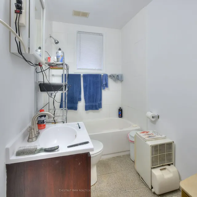 Additional image 36 of 524 Krug St