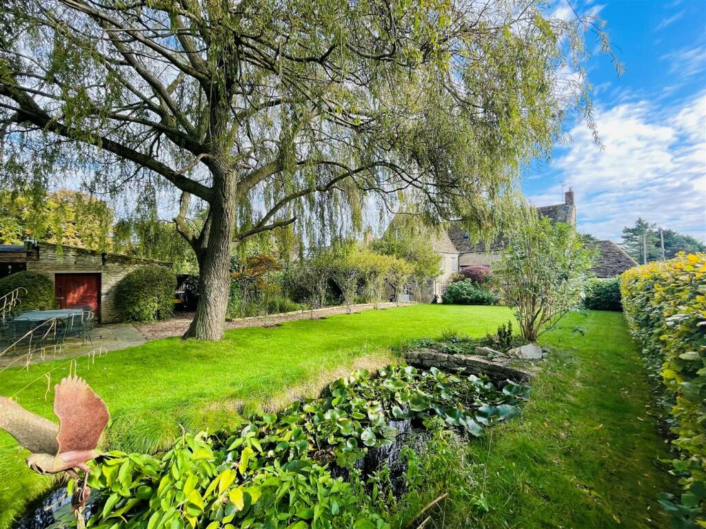 Additional image 54 of High Street, Semington, Trowbridge