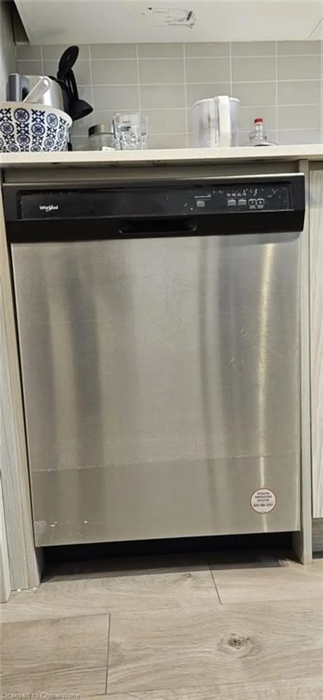 Additional image 23 of 55 Duke St Unit 409