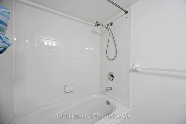 Additional image 17 of 11 Lee Centre Dr Unit 2015