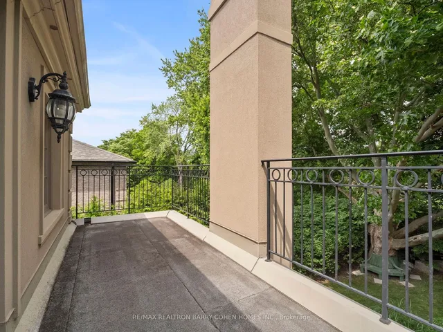 Additional image 12 of 40 Munro Blvd