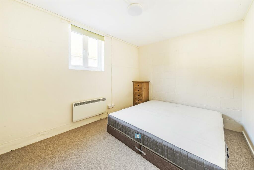 Additional image 9 of Wylye