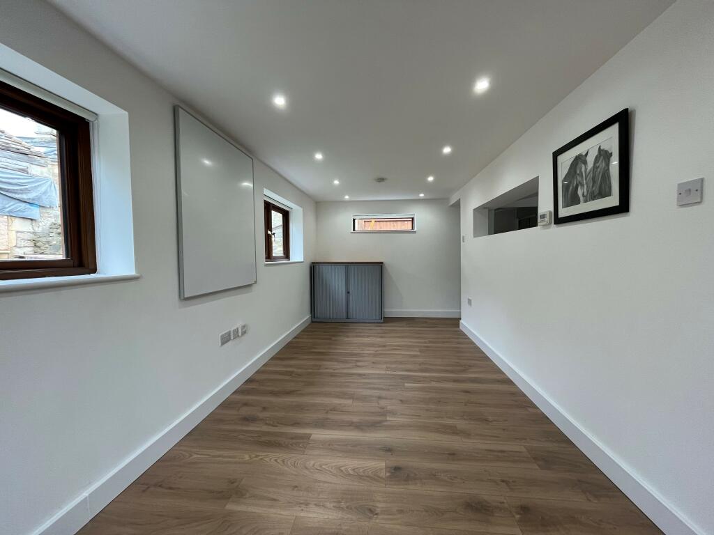 Additional image 3 of Huntingdon Place, Bradford On Avon