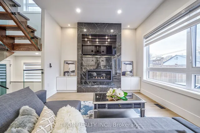 Additional image 13 of 38 Uno Dr