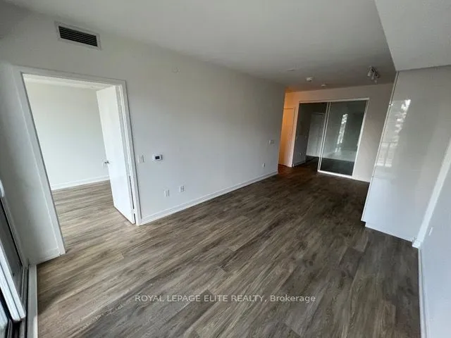 Additional image 18 of 158 Front St Unit 810