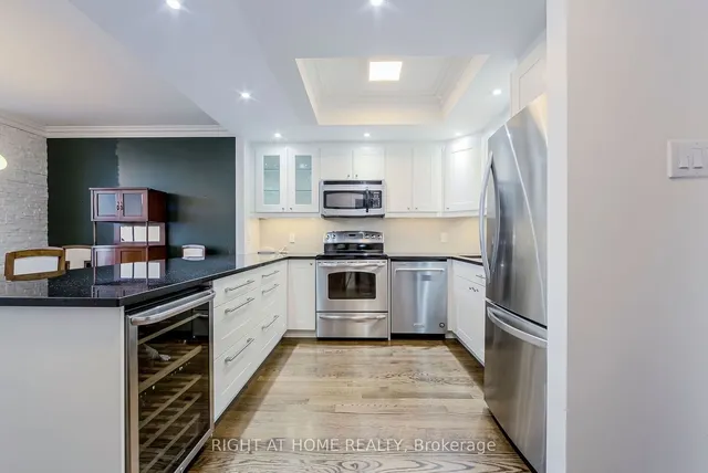 Additional image 3 of 20 Glebe Rd Unit Ph16
