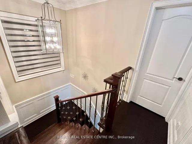 Additional image 19 of 110 Allenby Ave