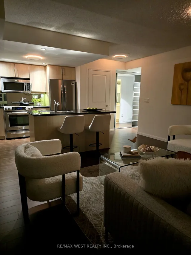 15 Stafford St Unit 305