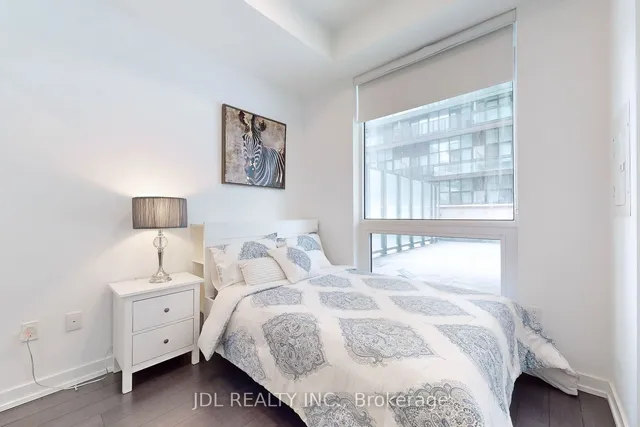 Additional image 21 of 39 Roehampton Ave Unit 506