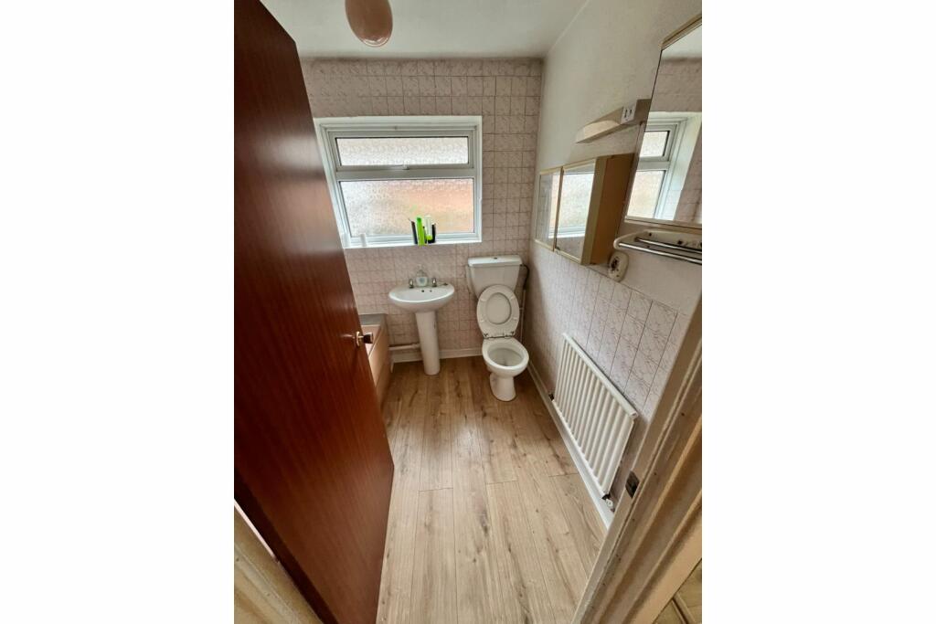 Additional image 10 of St. Thomas Road, Trowbridge, BA14