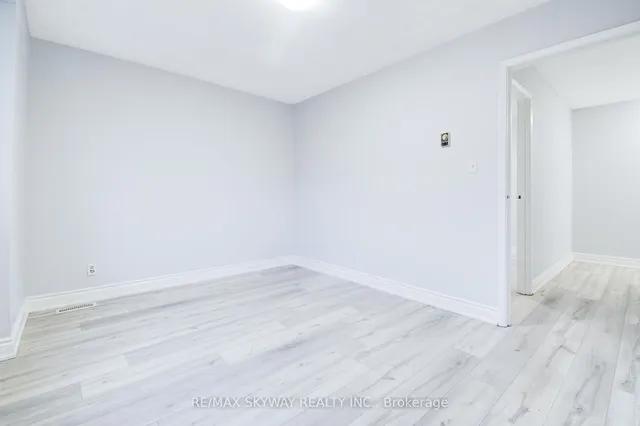 Additional image 35 of 445 Pioneer Dr Unit 5