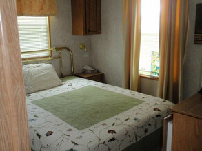 Additional image 5 of 490 Empire Rd