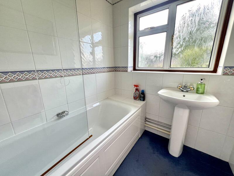 Additional image 13 of Sutton Montis