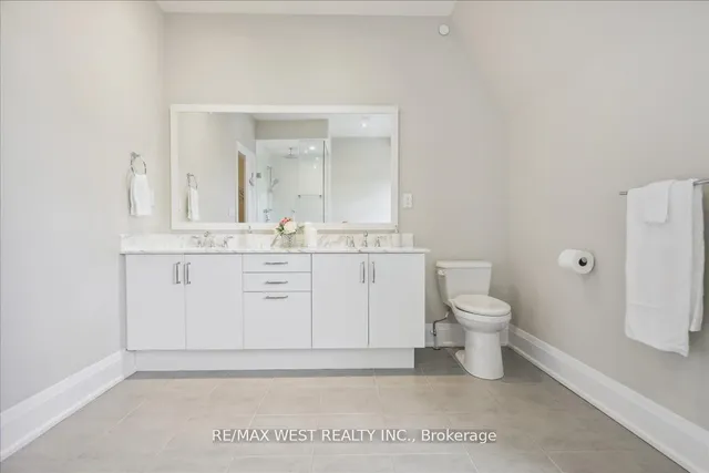 Additional image 12 of 45 Twenty Ninth St