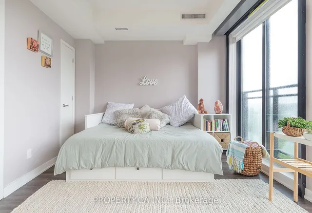 Additional image 6 of 1990 Bloor St Unit 704