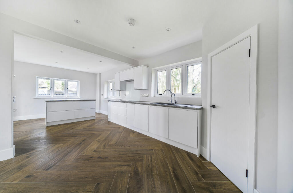 Additional image 4 of Plackett Lane, West Coker Road, Yeovil, Somerset, BA20