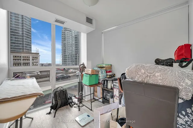 Additional image 33 of 25 Lower Simcoe St Unit 508