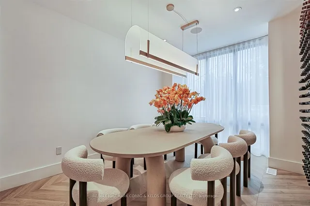 Additional image 6 of 63 Pears Ave