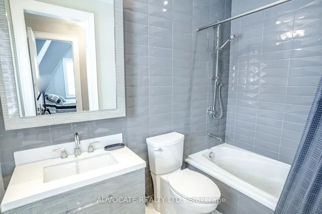 Additional image 27 of 210 Burndale Ave