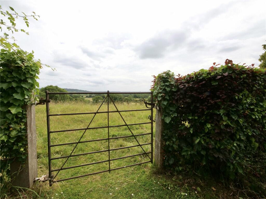 Additional image 24 of Excellent home with land in North Wootton