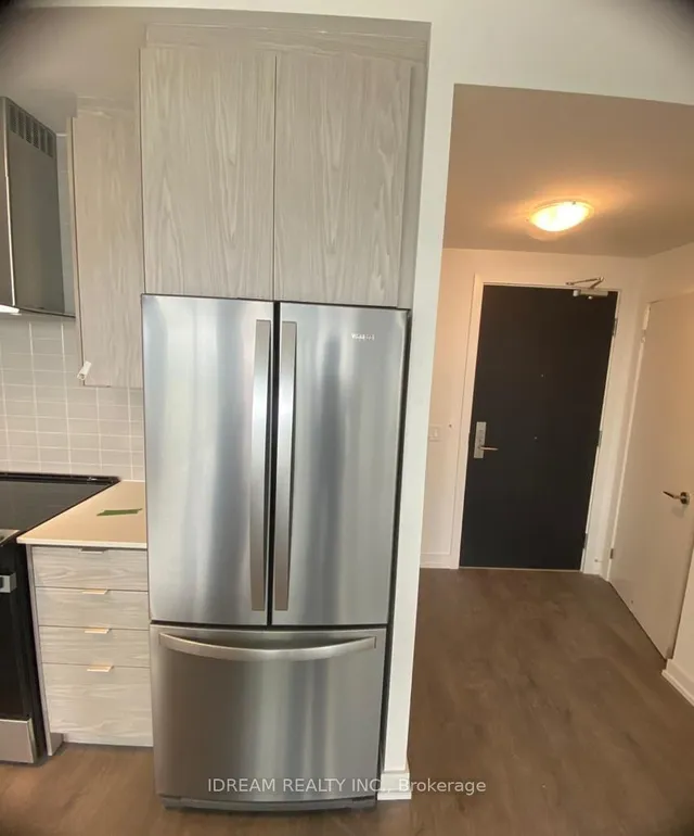 Additional image 12 of 55 Duke St Unit 2310