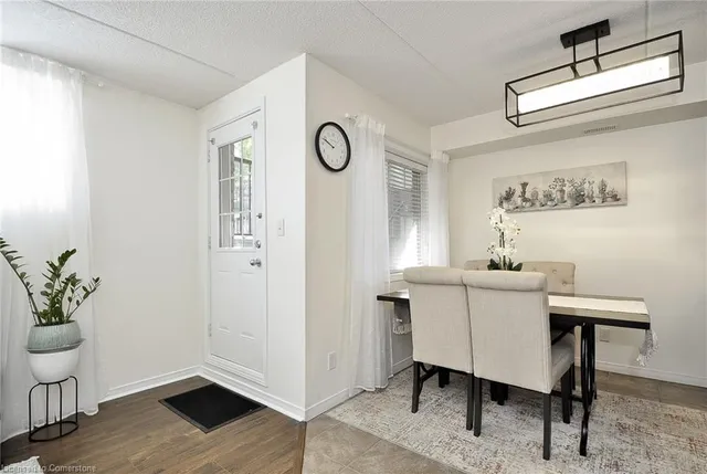 Additional image 8 of 950 Highland Rd Unit 1