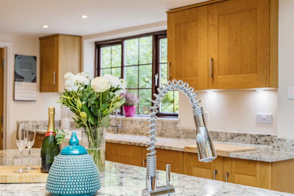 Additional image 31 of Salisbury Hollow, Edington