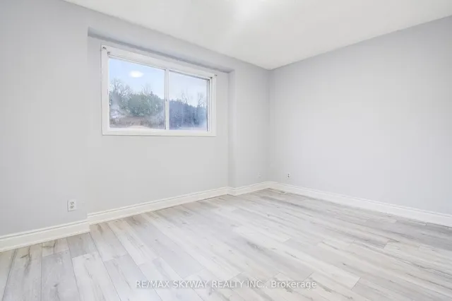 Additional image 32 of 445 Pioneer Dr Unit 5