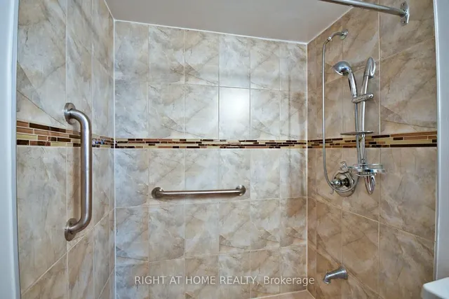 Additional image 23 of 88 Alton Towers Circ Unit 708