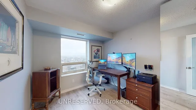 Additional image 11 of 61 Heintzman St Unit 1412