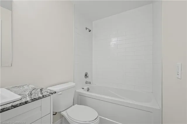 Additional image 33 of 60 Charles St Unit 807