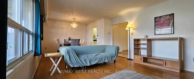 Additional image 7 of 18 Richgrove Dr