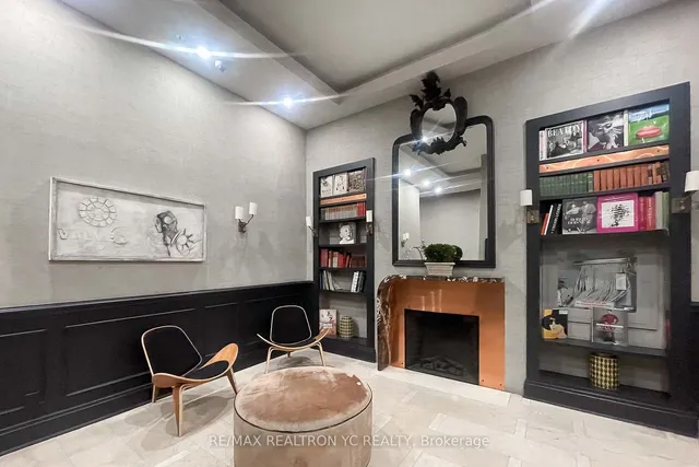 Additional image 36 of 375 King St Unit 1403