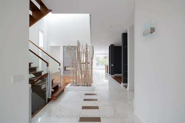 Additional image 25 of 151 Yonge Blvd