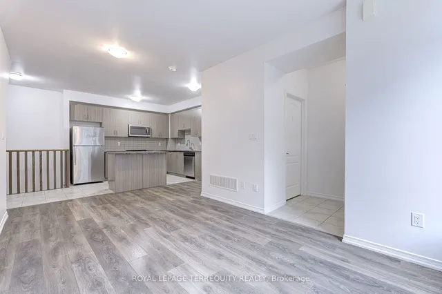 Additional image 9 of 11 Applewood Lane Unit 116