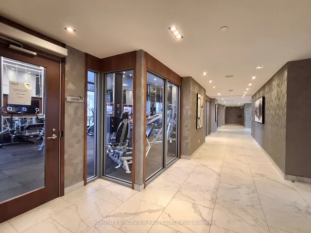 Additional image 25 of 275 Village Green Sq Unit 2220