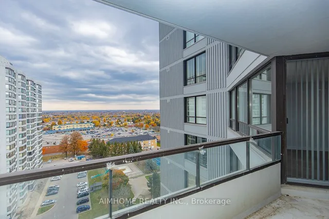 Additional image 30 of 330 Alton Towers Circ Unit 1613