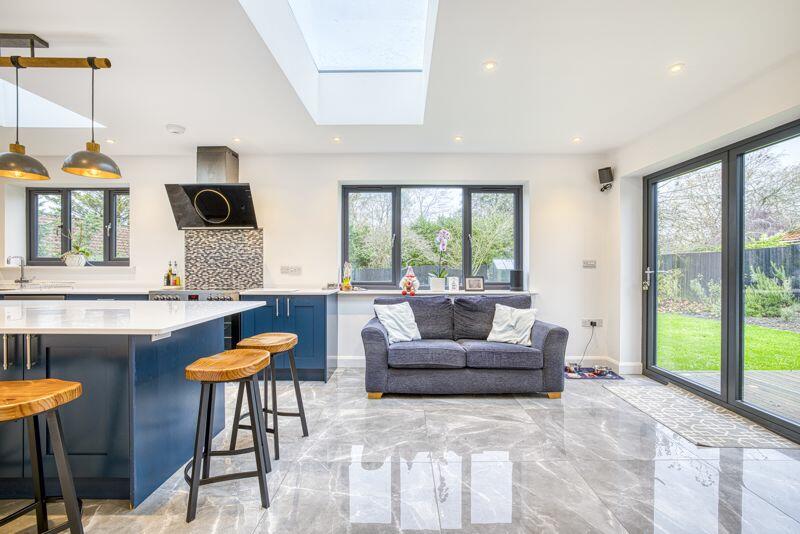 Additional image 5 of Fully renovated detached family home