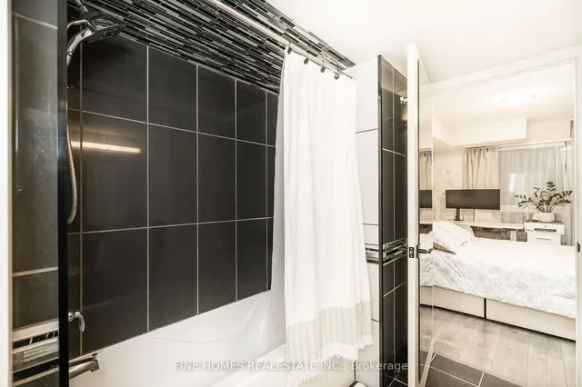 Additional image 15 of 525 Wilson Ave Unit 505