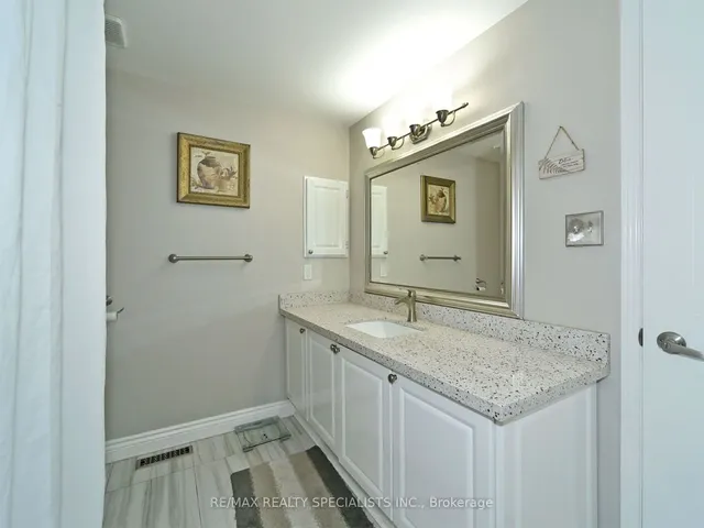 Additional image 18 of 73 Andona Cres