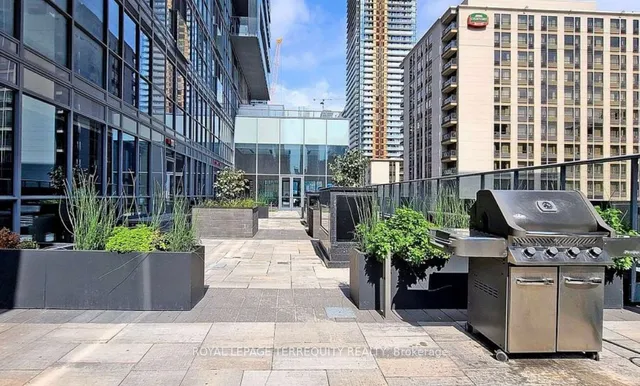 Additional image 20 of 7 Grenville St Unit 3702