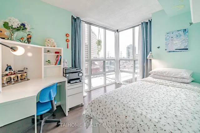 Additional image 26 of 1 Pemberton Ave Unit 702