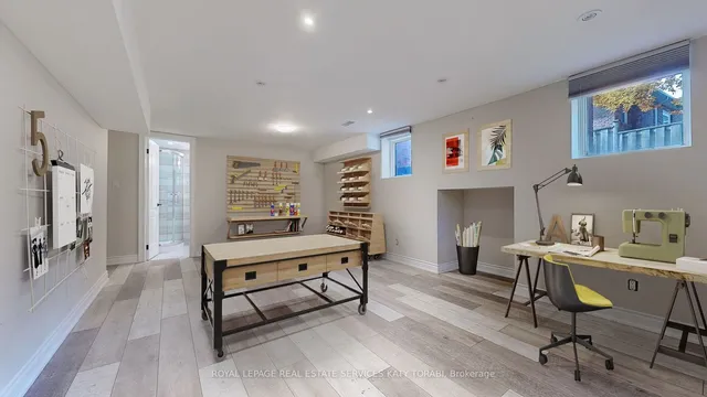 Additional image 39 of 136 Denlow Blvd