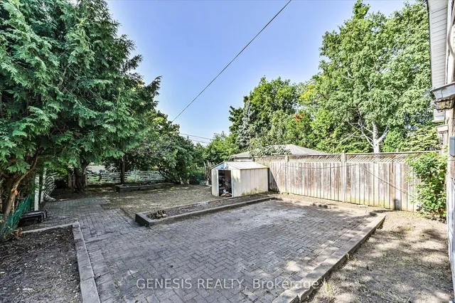 Additional image 31 of 33 Holcolm Rd