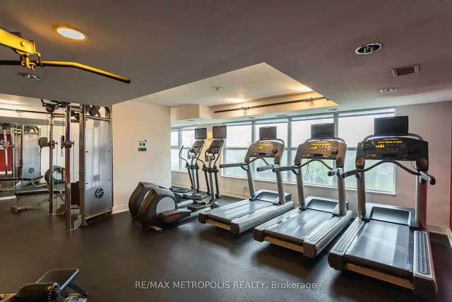 Additional image 24 of 55 East Liberty St Unit 717