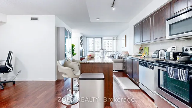 Additional image 20 of 215 Fort York Blvd Unit 1301