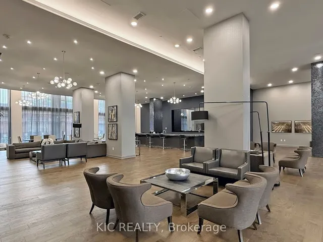 Additional image 34 of 400 Adelaide St Unit 107