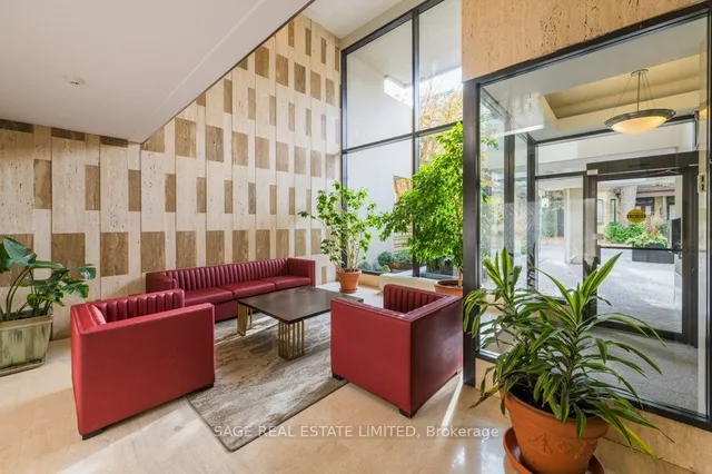 Additional image 33 of 86 Gloucester St Unit 805