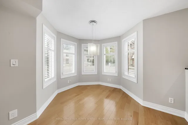 Additional image 9 of 12 Brian Peck Cres Unit 101