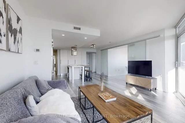 Additional image 7 of 38 Dan Leckie Way Unit 1612